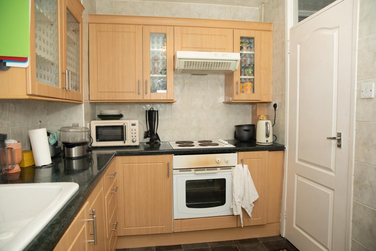 Stunning 2Nd Floor 2 Bedroom Massionette Apartment Glasgow Exterior foto